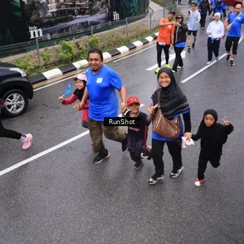 Runner Photo 7949566