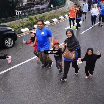 Runner Photo 7949568