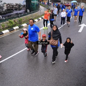Runner Photo 7949576