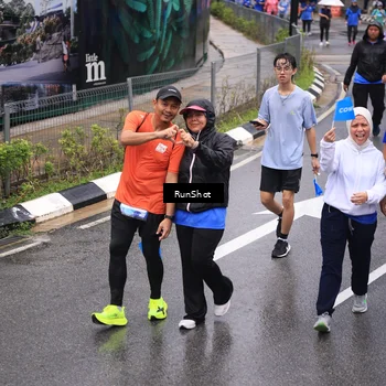 Runner Photo 7949579