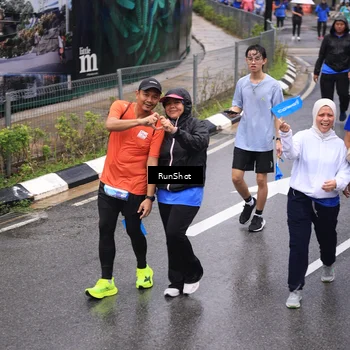 Runner Photo 7949580