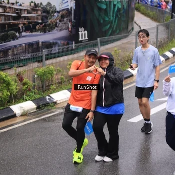 Runner Photo 7949584