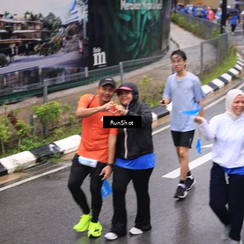 Runner Photo 7949586