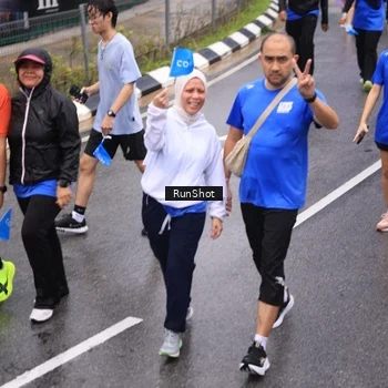 Runner Photo 7949591