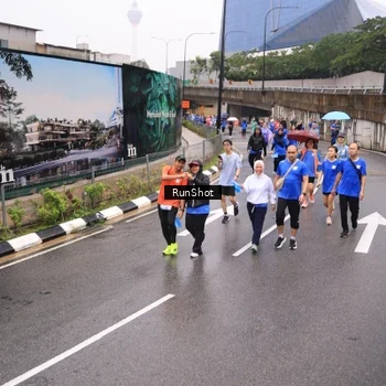 Runner Photo 7949594