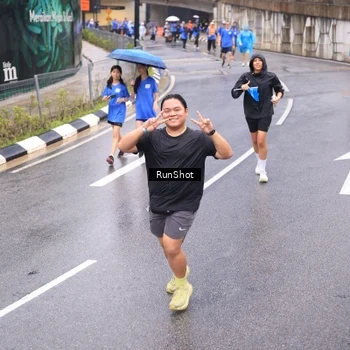 Runner Photo 7949617