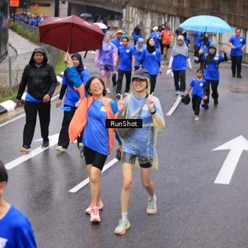 Runner Photo 7949625