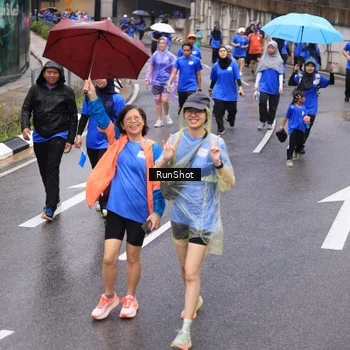 Runner Photo 7949633