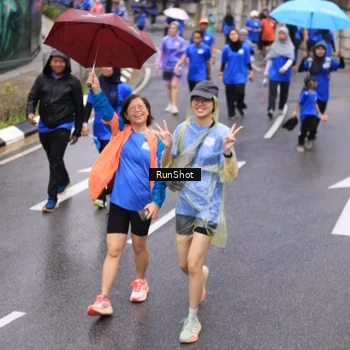 Runner Photo 7949634