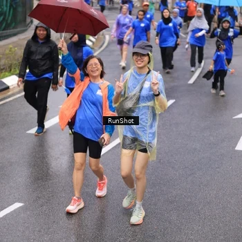 Runner Photo 7949636