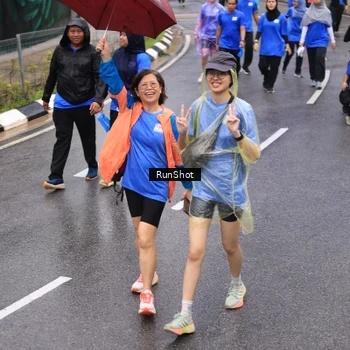Runner Photo 7949637