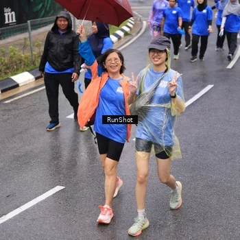 Runner Photo 7949640