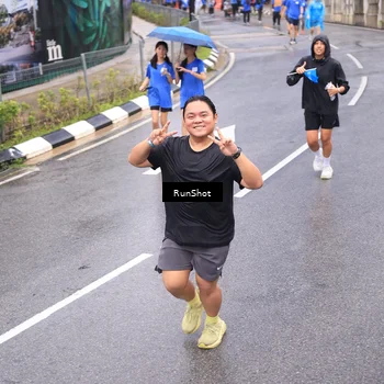 Runner Photo 7949648