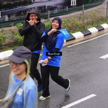 Runner Photo 7949662
