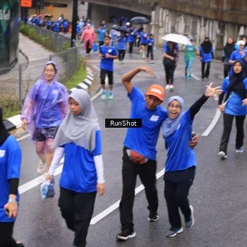 Runner Photo 7949705
