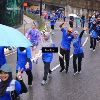 Runner Photo 7949706