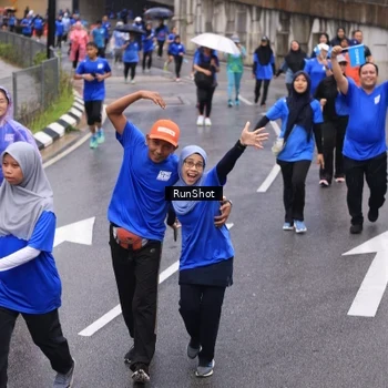 Runner Photo 7949710