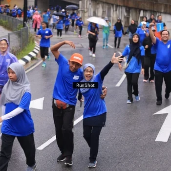 Runner Photo 7949711