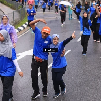 Runner Photo 7949714
