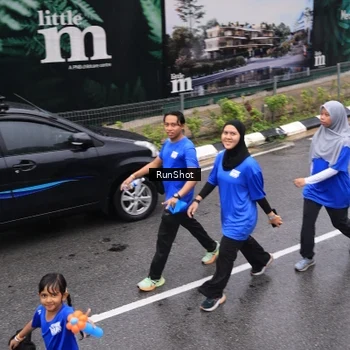 Runner Photo 7949729