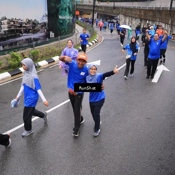 Runner Photo 7949733