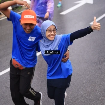 Runner Photo 7949738
