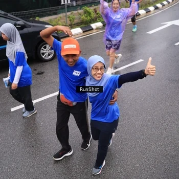 Runner Photo 7949750