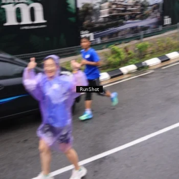 Runner Photo 7949767