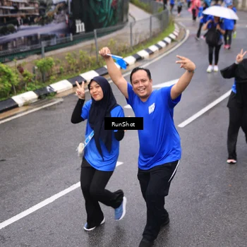 Runner Photo 7949773