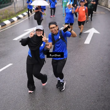 Runner Photo 7949797