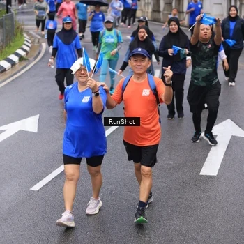 Runner Photo 7949817