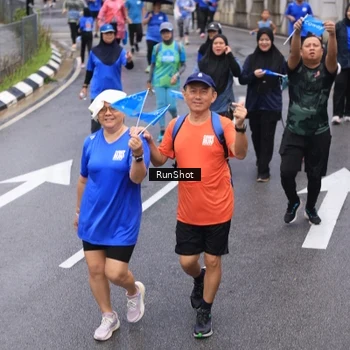 Runner Photo 7949818