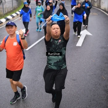 Runner Photo 7949837