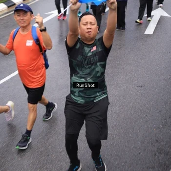 Runner Photo 7949842