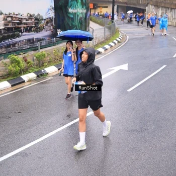 Runner Photo 7949845