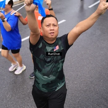 Runner Photo 7949851