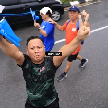 Runner Photo 7949860