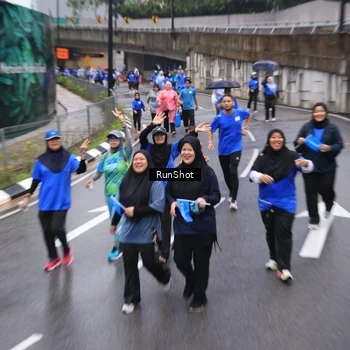 Runner Photo 7949866
