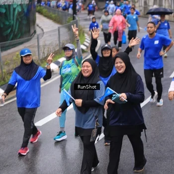 Runner Photo 7949870