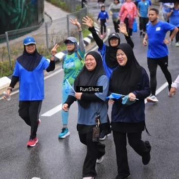 Runner Photo 7949871