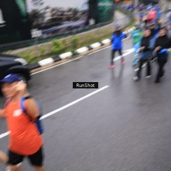 Runner Photo 7949875