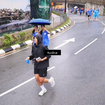 Runner Photo 7949877