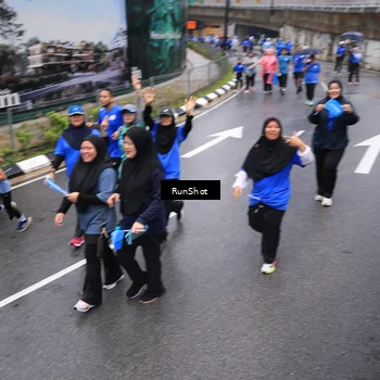 Runner Photo 7949887