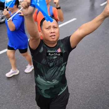 Runner Photo 7949890