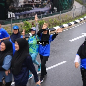 Runner Photo 7949899