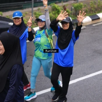 Runner Photo 7949907