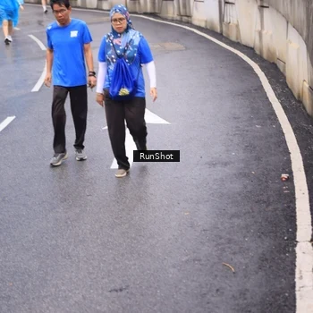 Runner Photo 7949921
