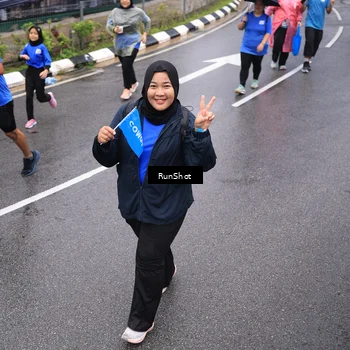 Runner Photo 7949945