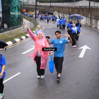 Runner Photo 7949985