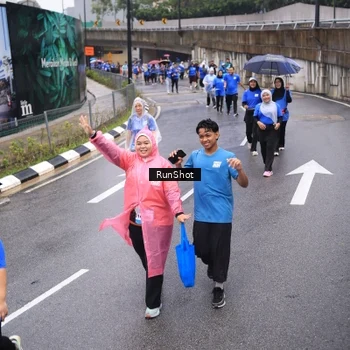 Runner Photo 7949990